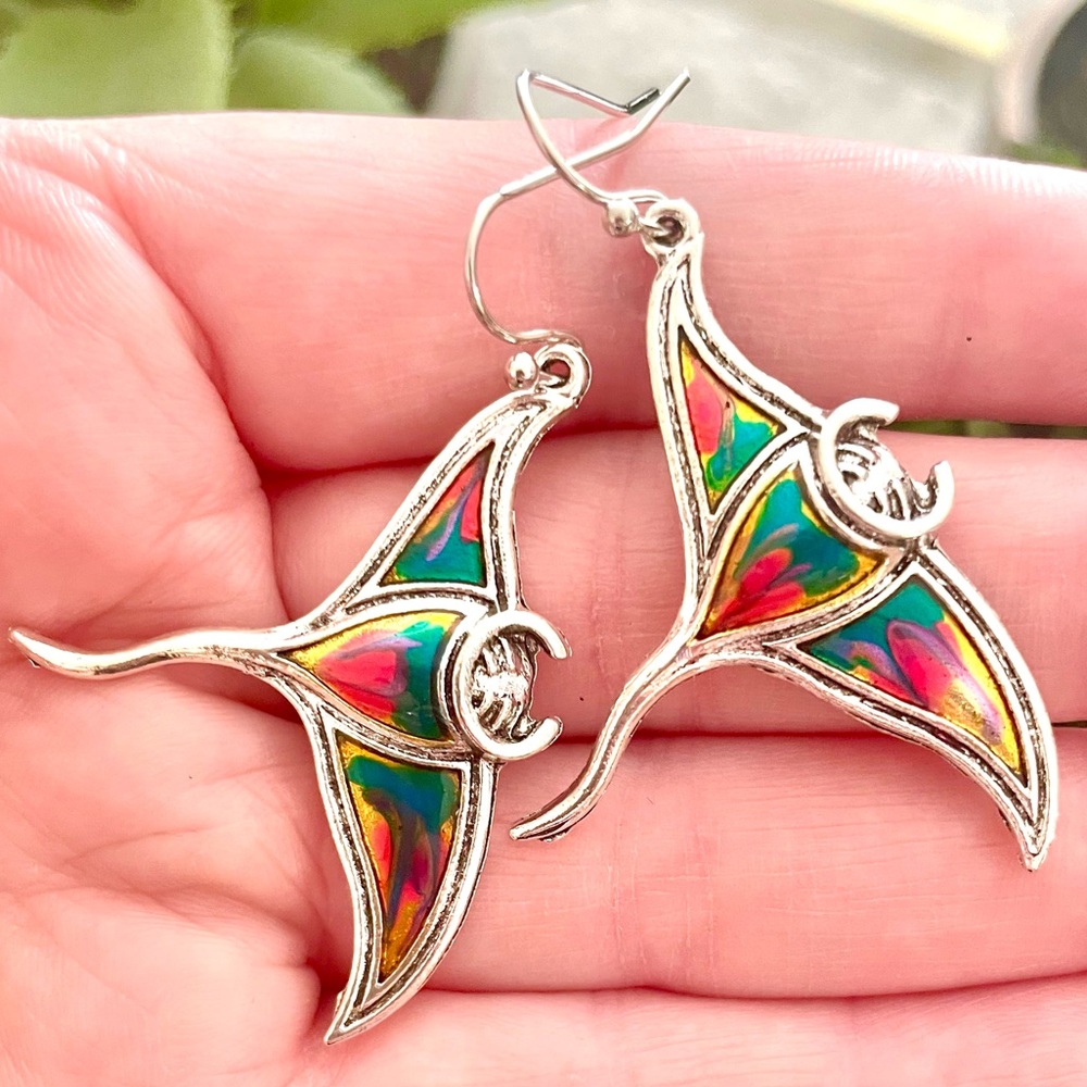 Manta Ray Dangle Earrings
